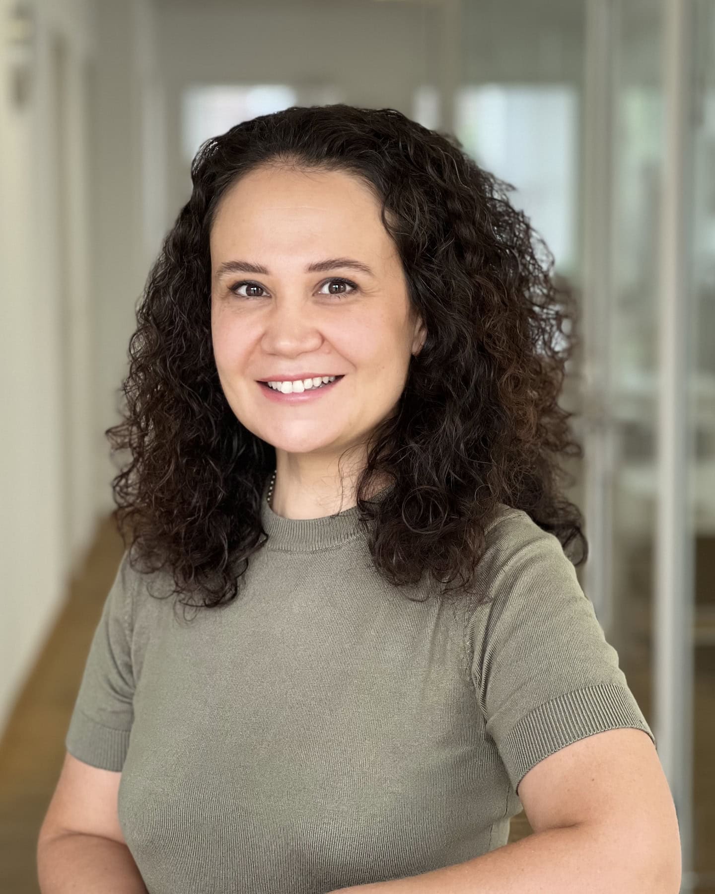 Portraitbild Guelbeyaz Karwandian